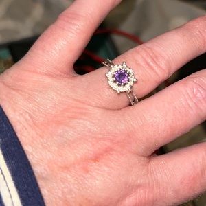 Size 7 costume jewelry ring